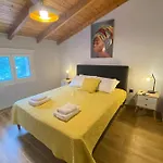 דירה Christina's Loft *